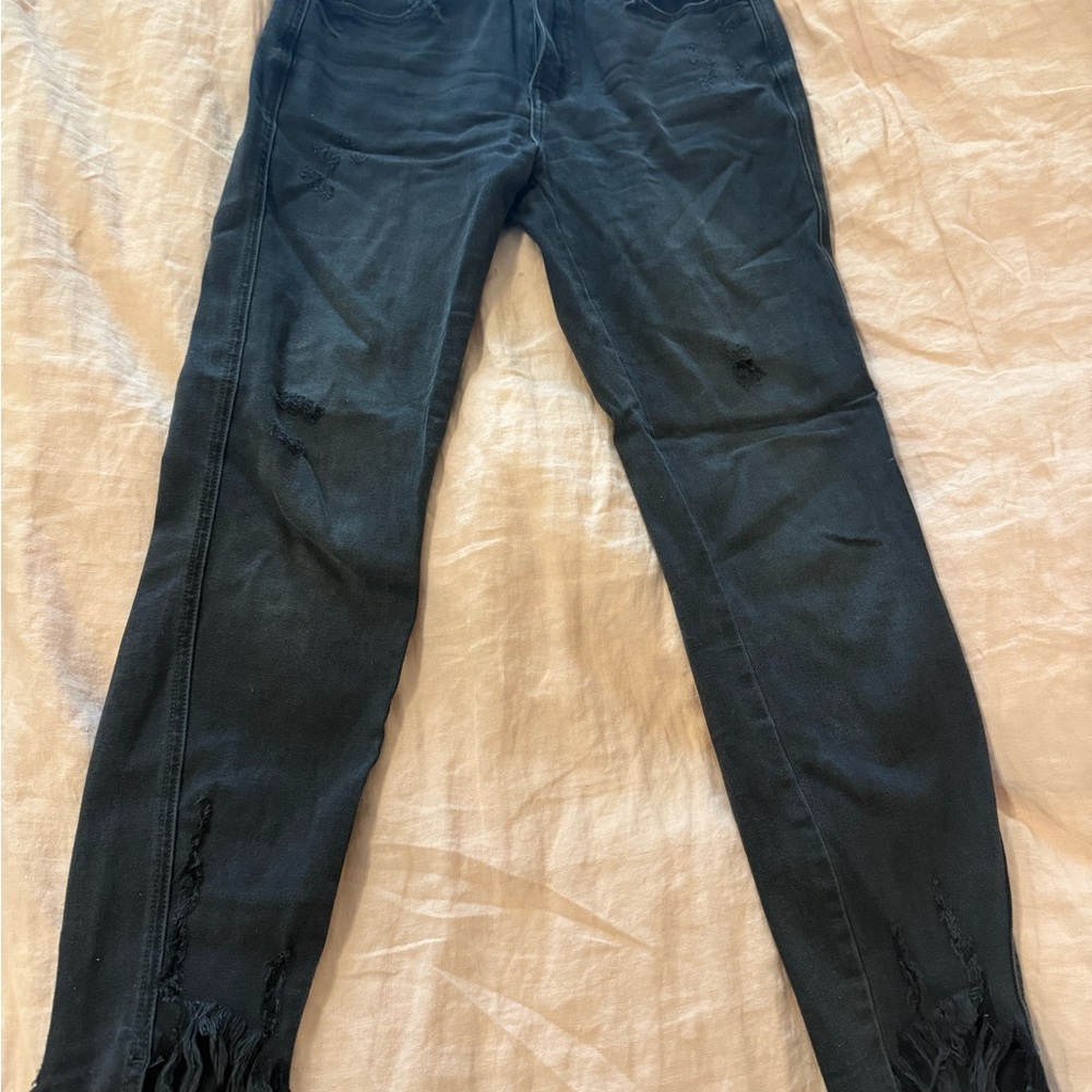 Kancan Women's Black Distressed Jeans -frayed ends-nwot-5/27